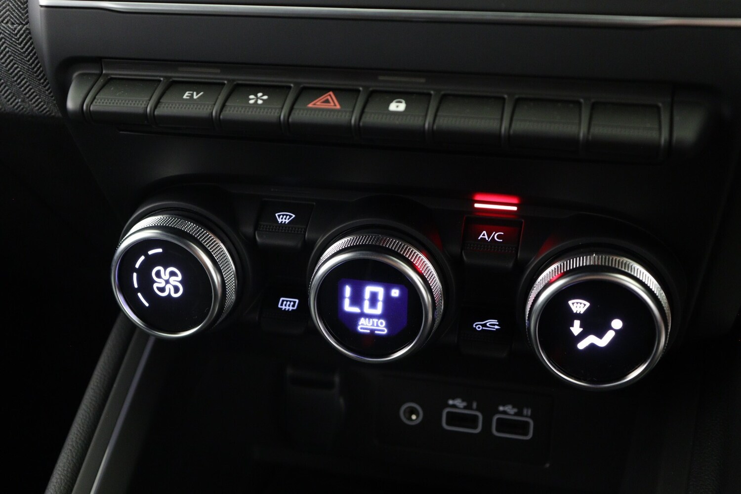 Used Renault Clio 2025 for sale - 78080903: Photo 24