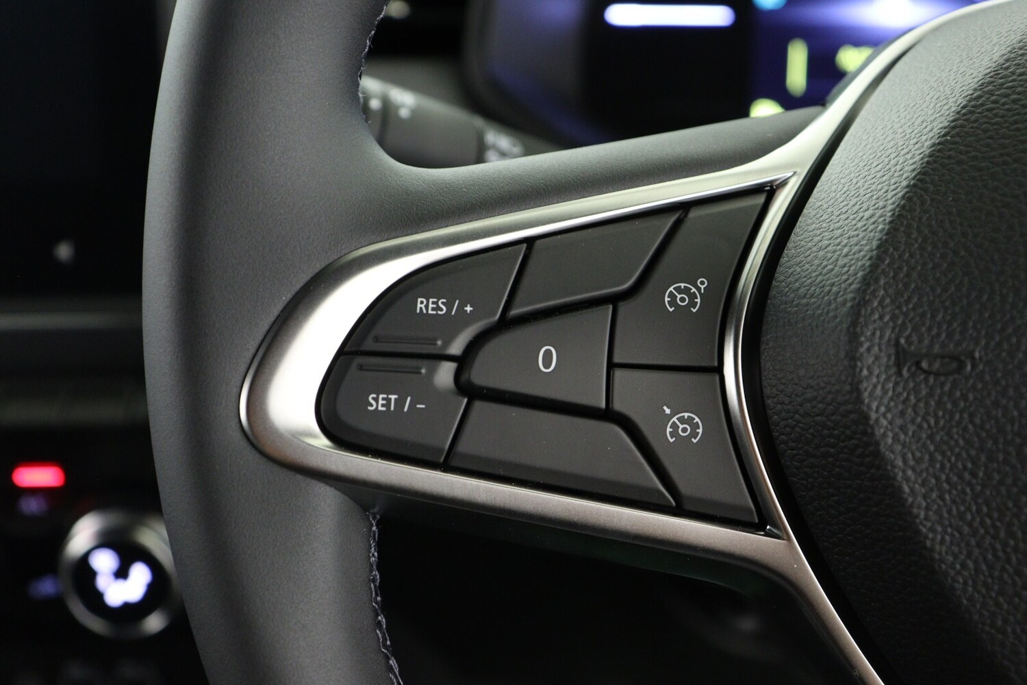 Used Renault Clio 2025 for sale - 78080903: Photo 27