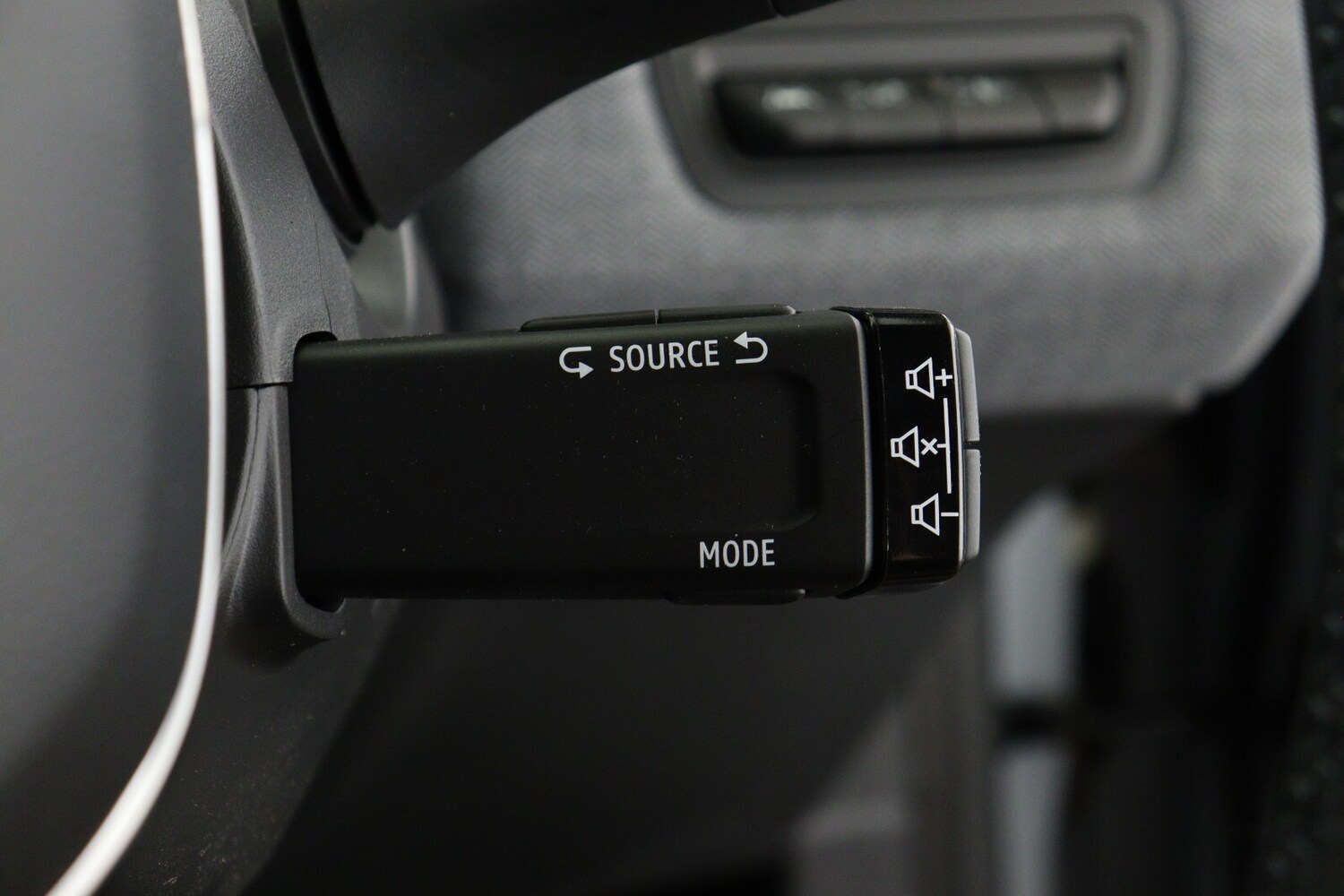 Used Renault Clio 2025 for sale - 78080903: Photo 29