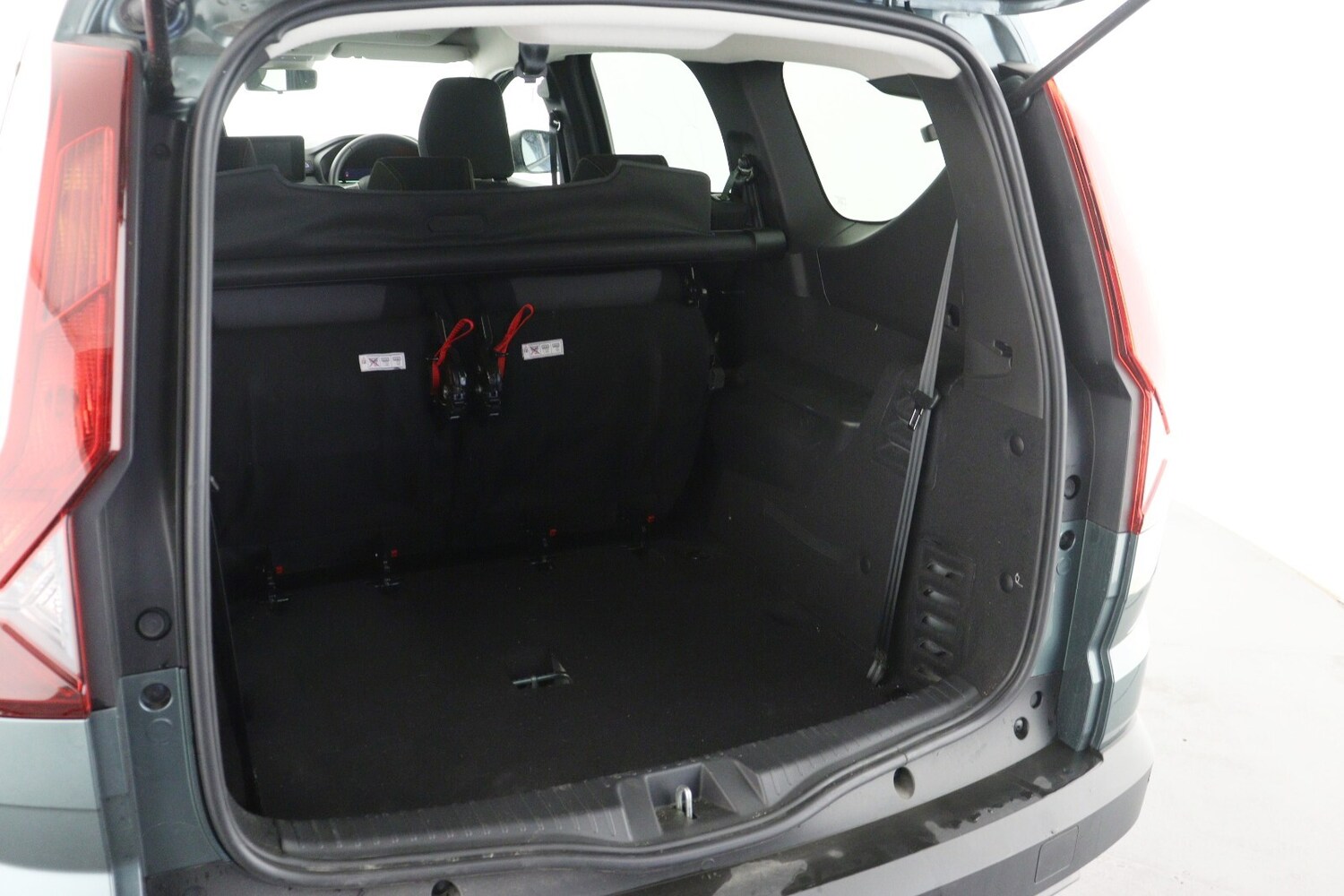 Used Dacia Jogger 2025 for sale - 76615325: Photo 10