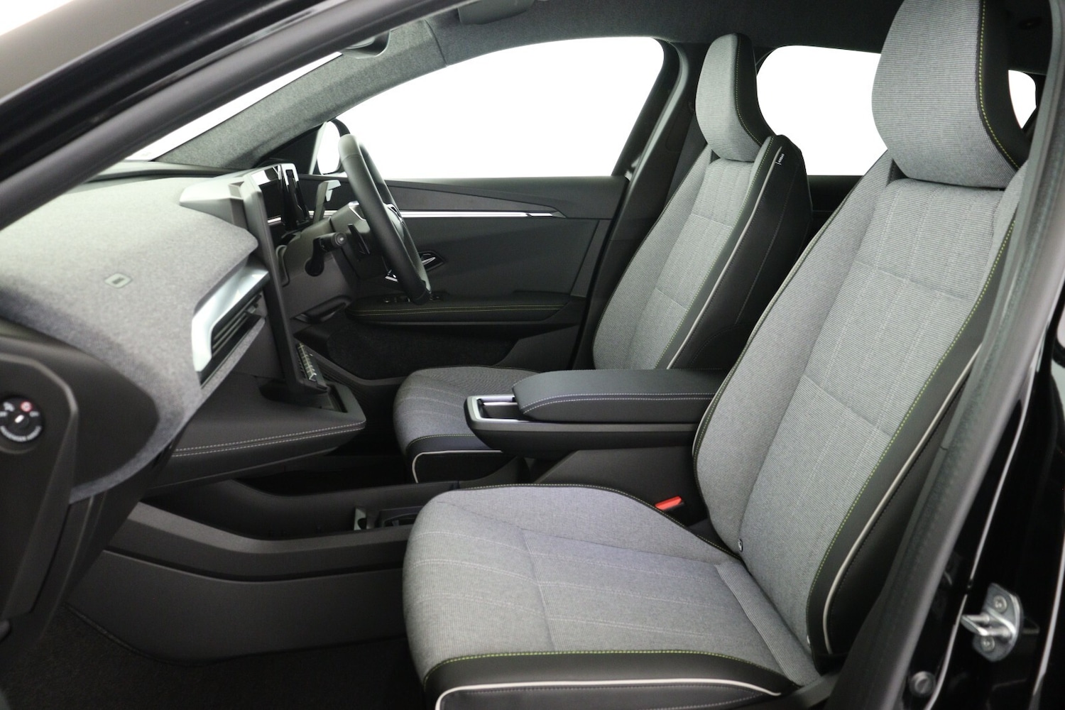 Used Renault Scenic E-Tech 2025 for sale - 76870722: Photo 12