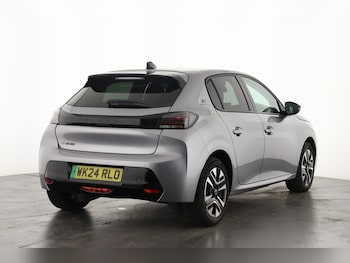 Used Renault Arkana 2022 for sale - 76640359: Photo