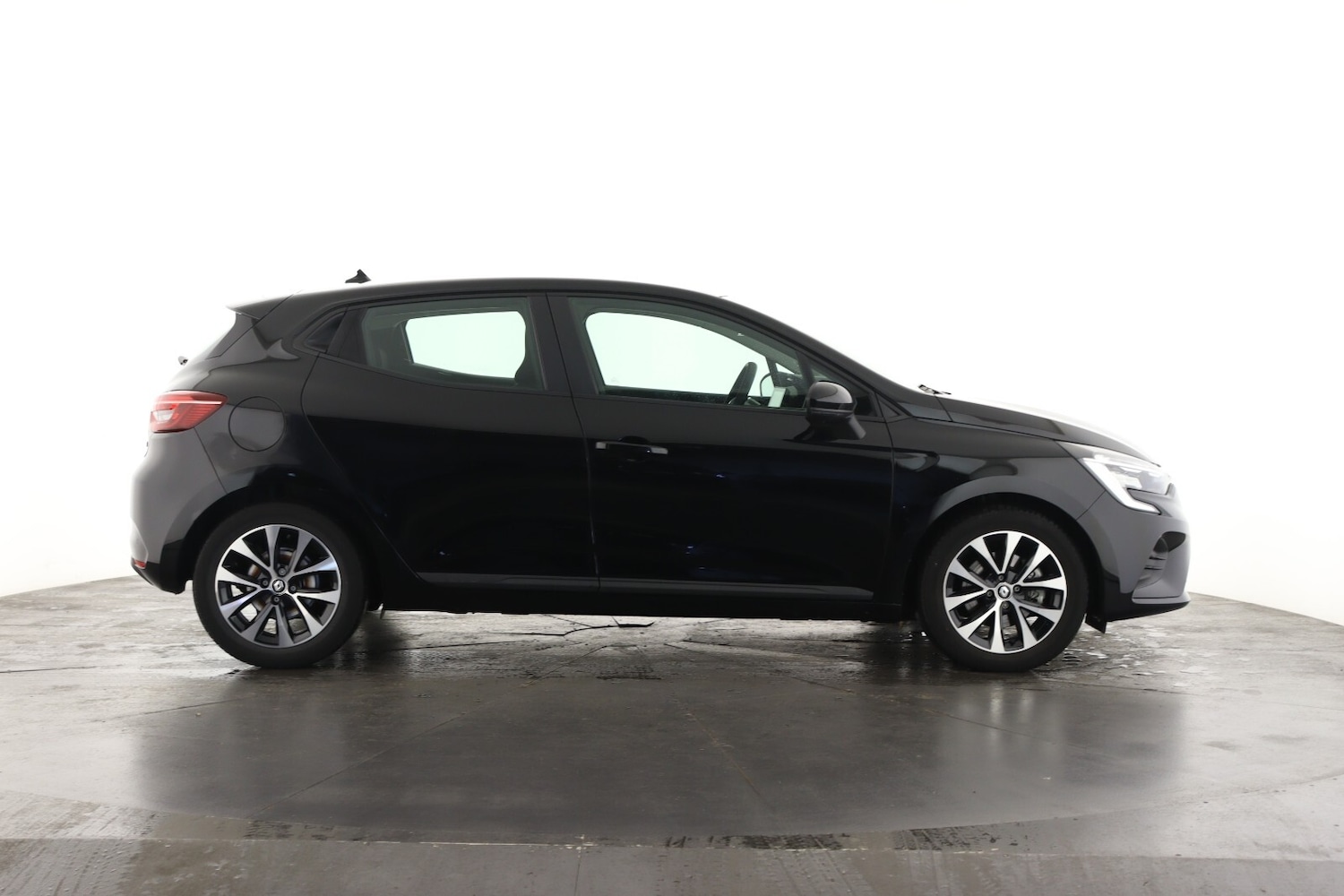 Used Renault Clio 2023 for sale - 76556925: Photo 5