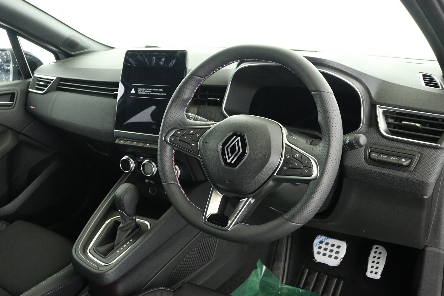 Used Renault Clio 2026 for sale - 77457818: Photo 13