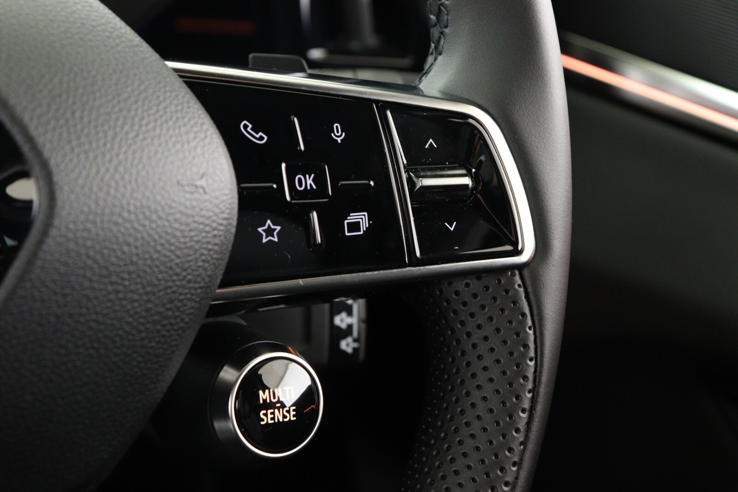 Used Renault Scenic E-Tech 2025 for sale - 76615436: Photo 25