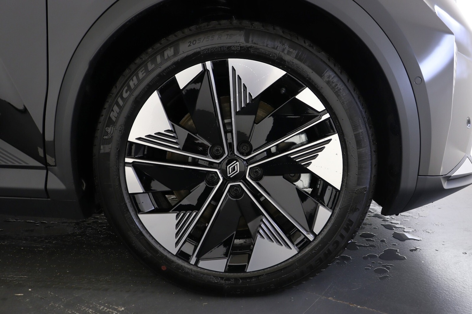 Used Renault Scenic E-Tech 2025 for sale - 76615436: Photo 9