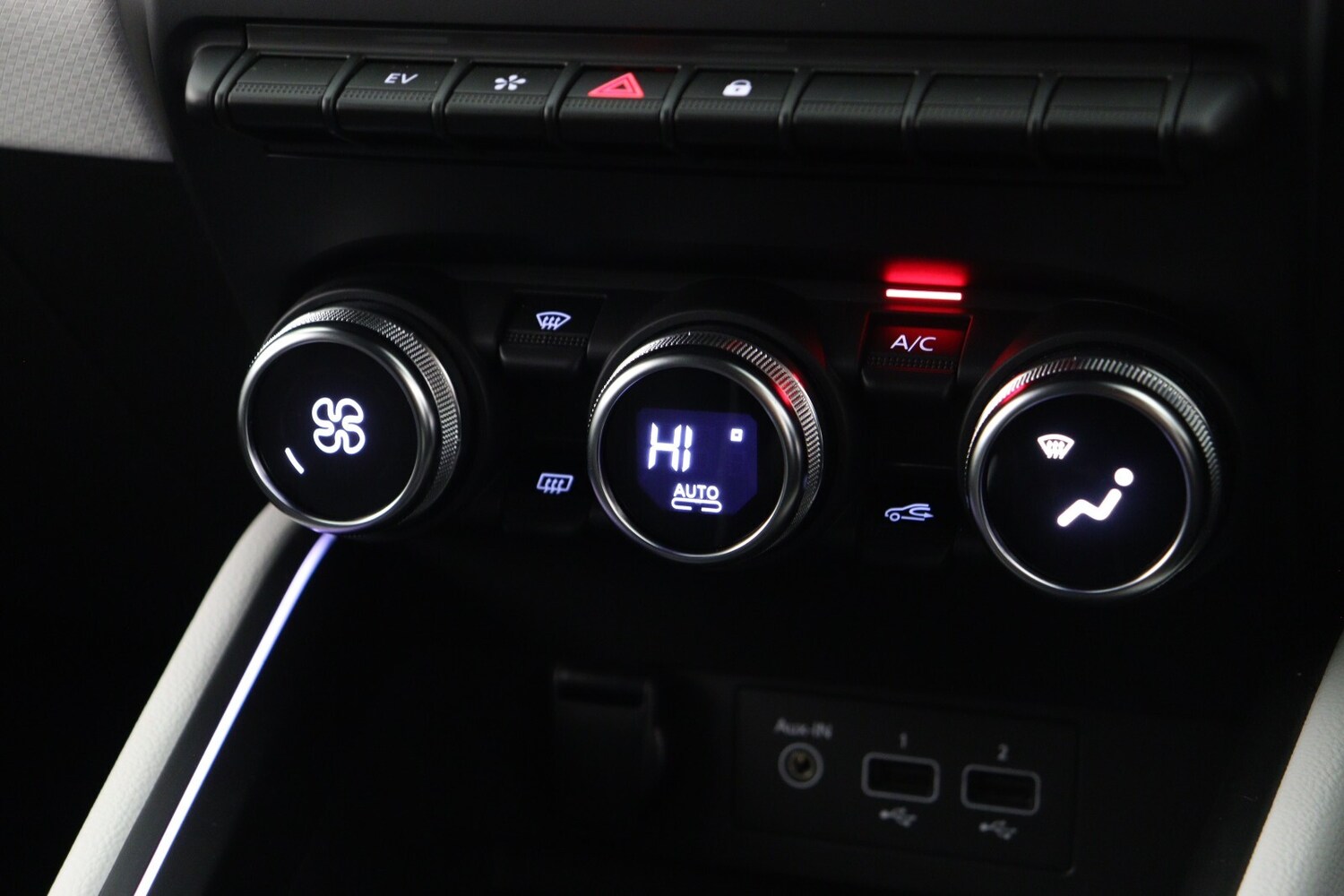 Used Renault Clio 2022 for sale - 75922035: Photo 21