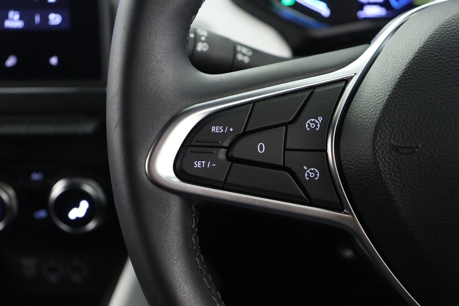 Used Renault Clio 2022 for sale - 75922035: Photo 24