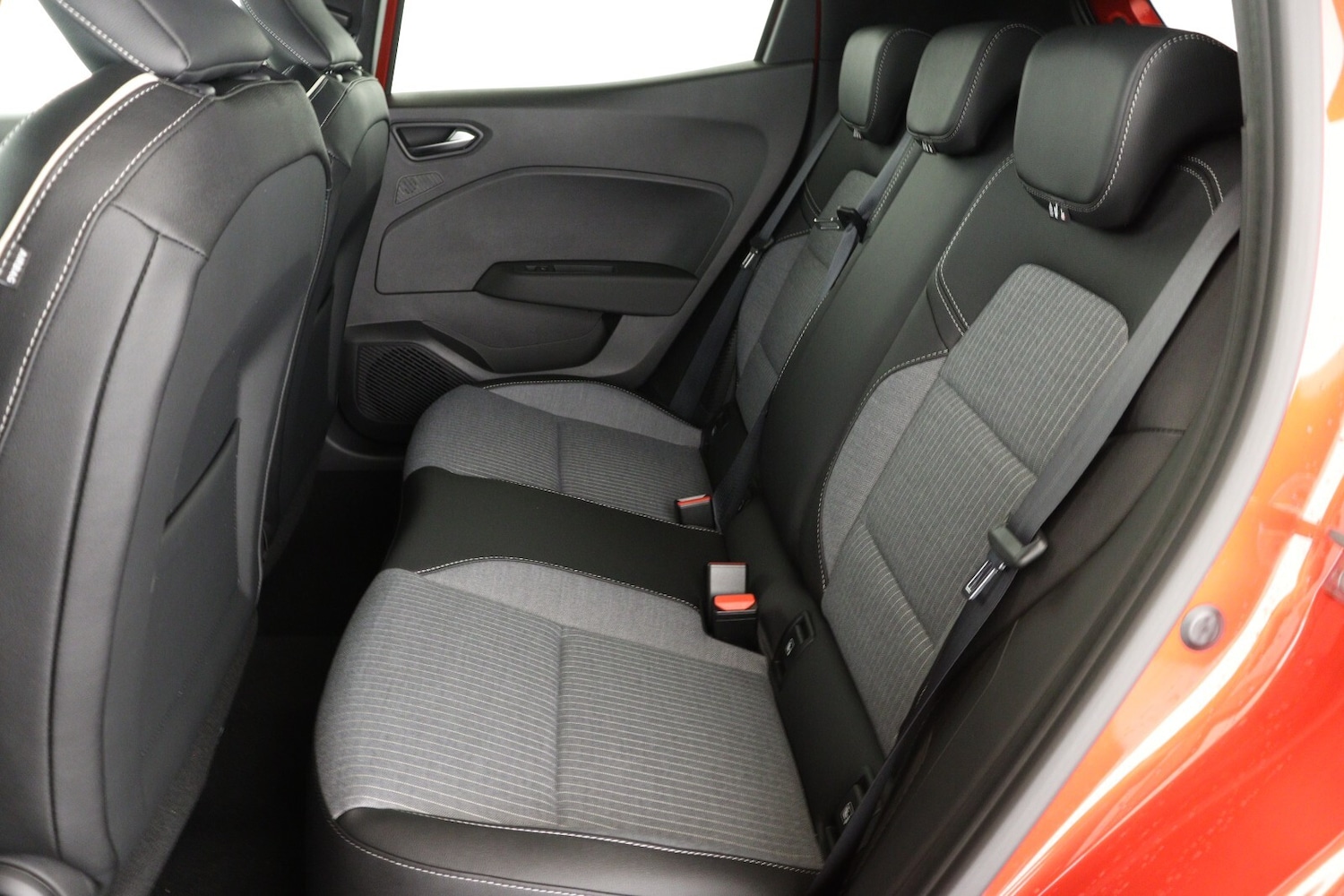 Used Renault Clio 2024 for sale - 76873526: Photo 13