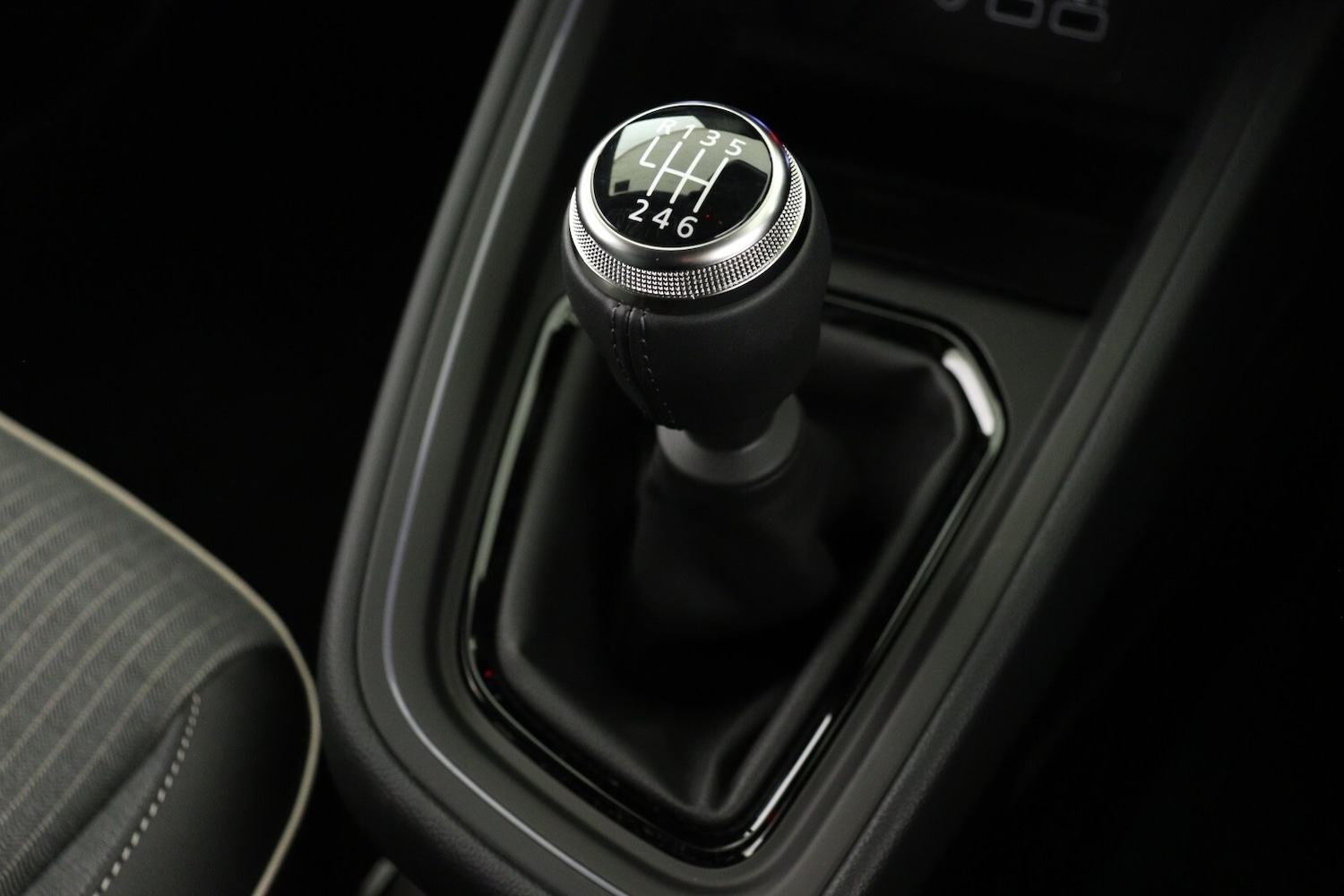 Used Renault Clio 2024 for sale - 76873526: Photo 17