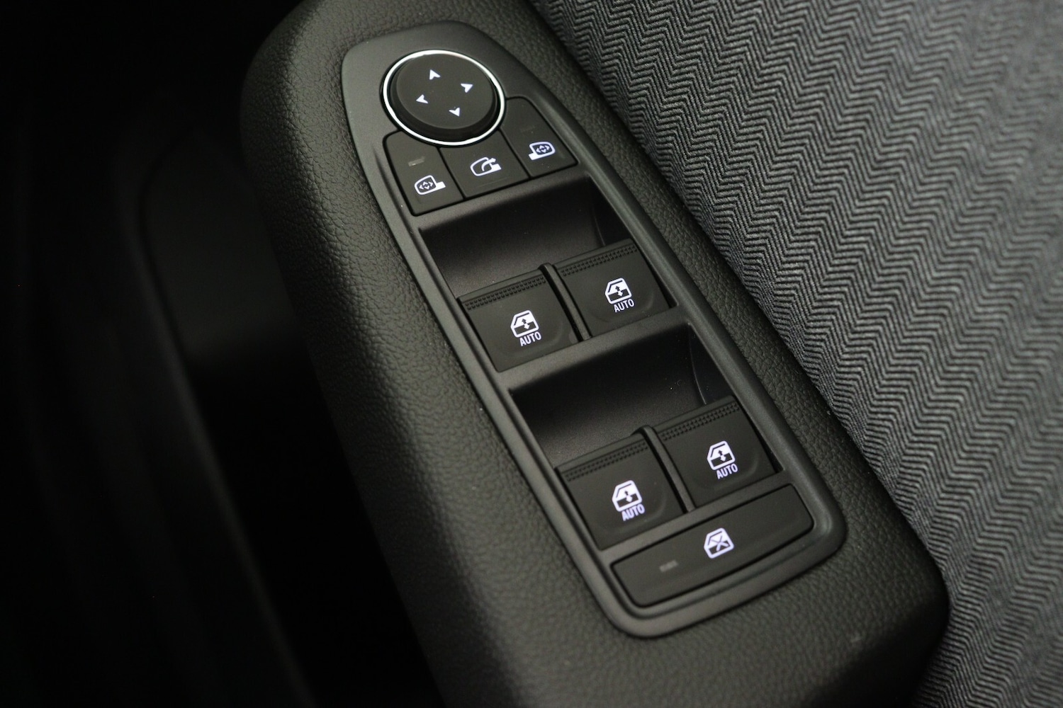 Used Renault Clio 2024 for sale - 76873526: Photo 21