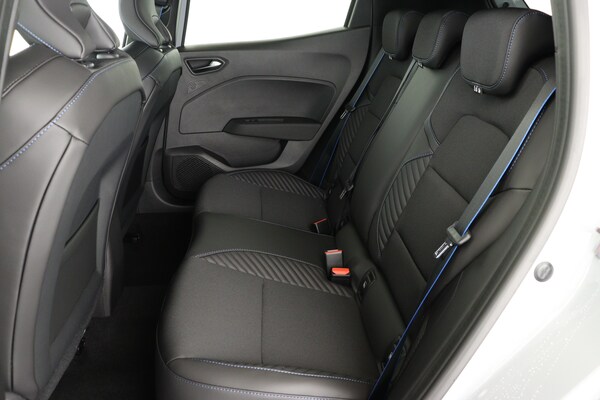 Used Renault Clio 2025 for sale - 75763654: Photo 12
