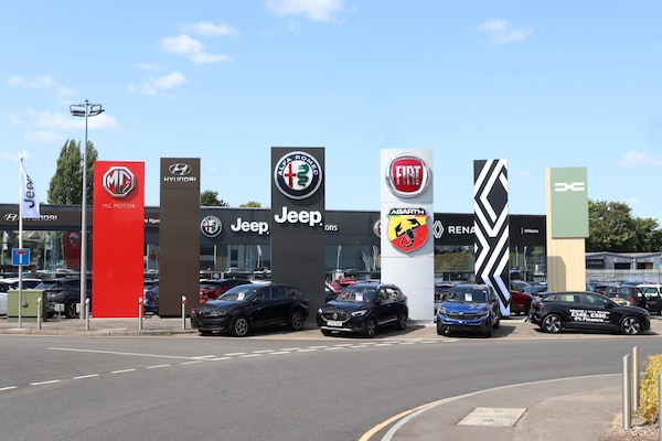 Used Renault Clio 2025 for sale - 75763654: Photo 39