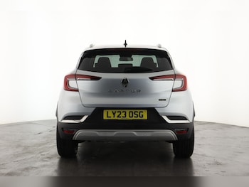 Used Renault Captur 2023 for sale - 75775971: Photo