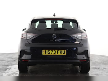 Used Renault Clio 2024 for sale - 77732539: Photo