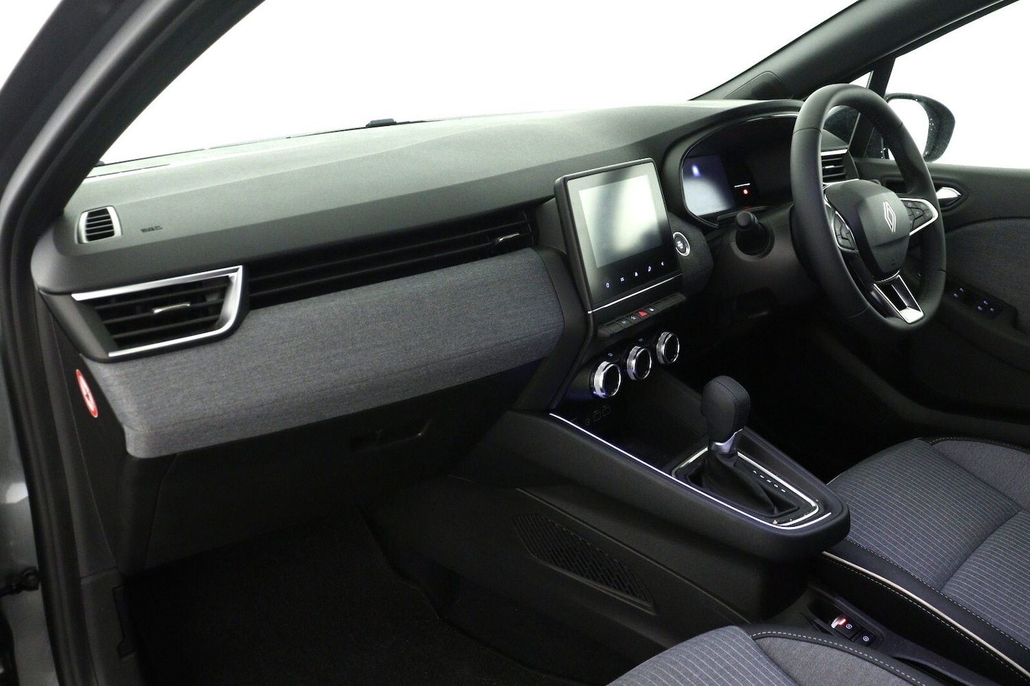 Used Renault Clio 2025 for sale - 76869508: Photo 10