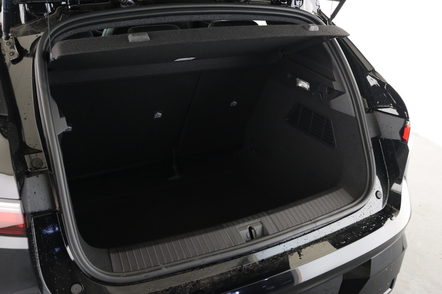 Used Renault Megane E Tech 2024 for sale - 77256453: Photo 10