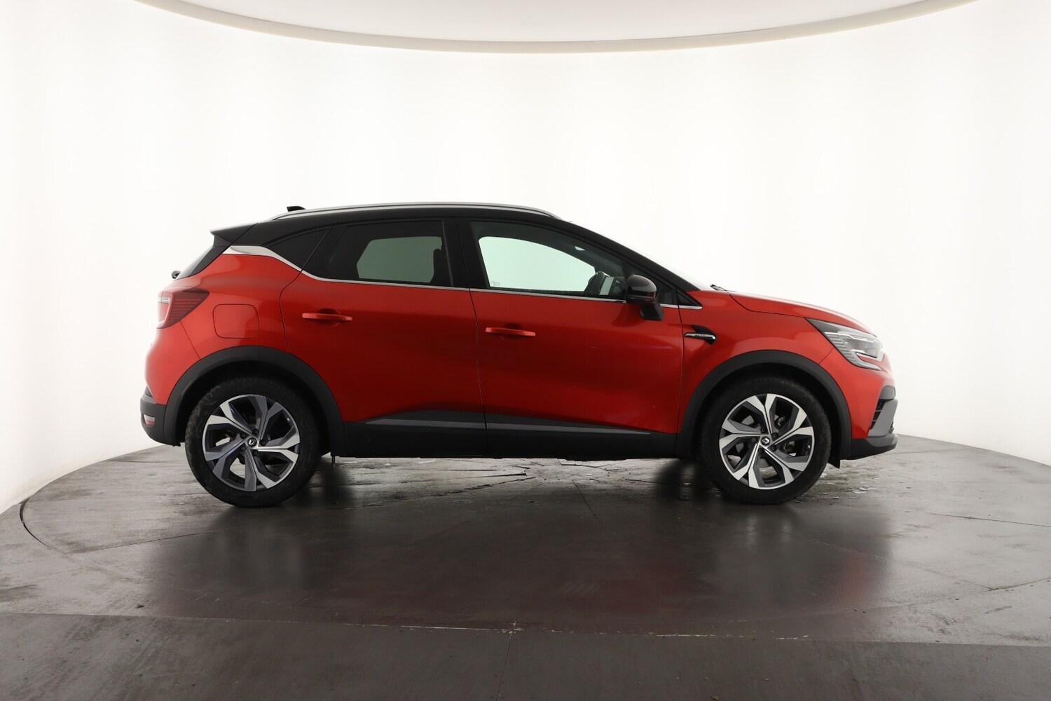 Used Renault Captur 2022 for sale - 75984642: Photo 4