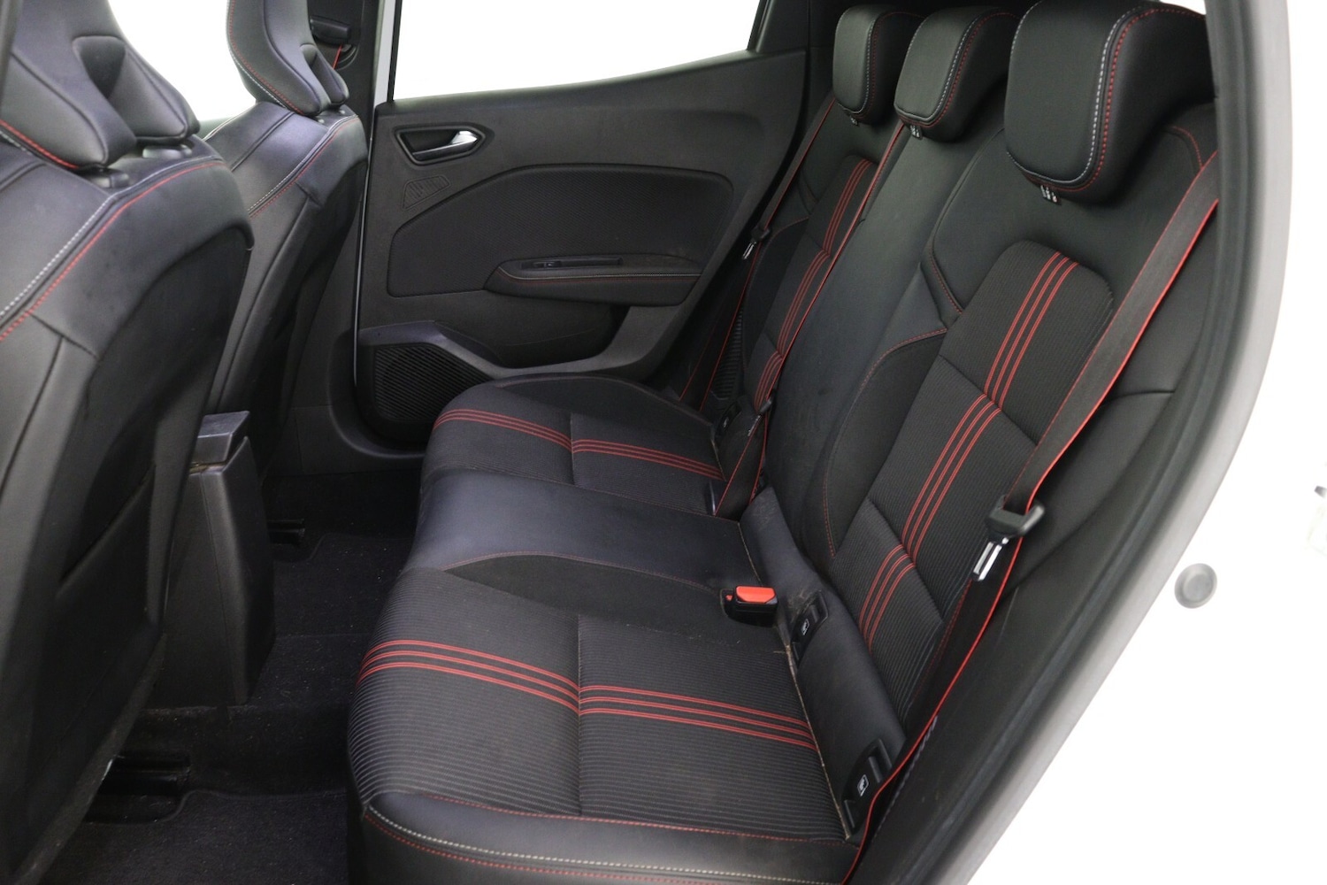 Used Renault Clio 2022 for sale - 76874149: Photo 12