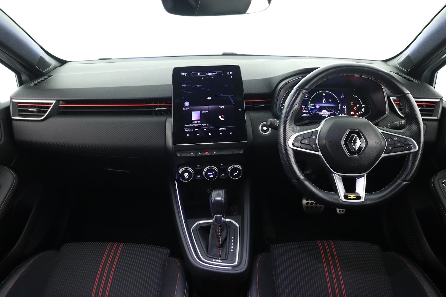 Used Renault Clio 2022 for sale - 76874149: Photo 14