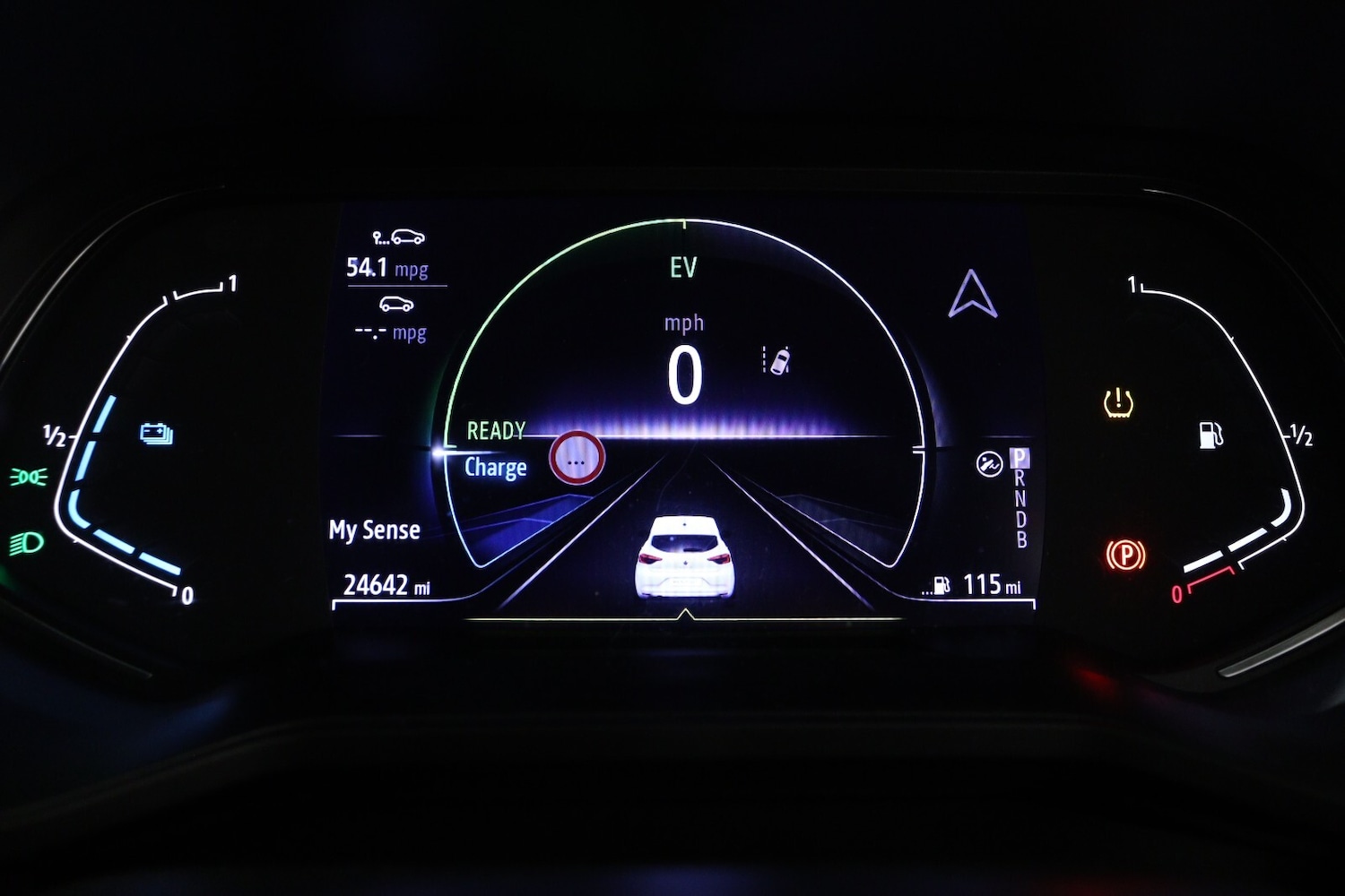 Used Renault Clio 2022 for sale - 76874149: Photo 25