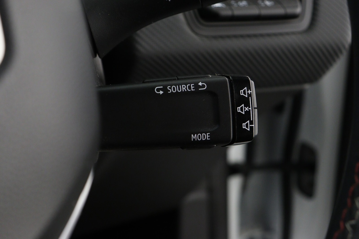 Used Renault Clio 2022 for sale - 76874149: Photo 26