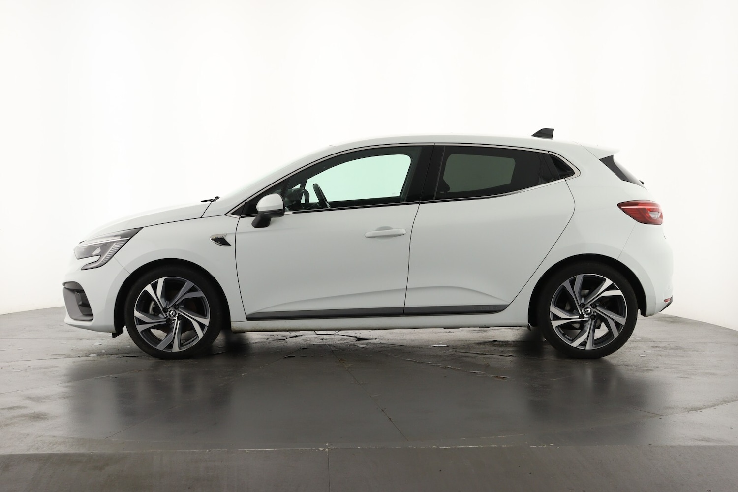 Used Renault Clio 2022 for sale - 76874149: Photo 7