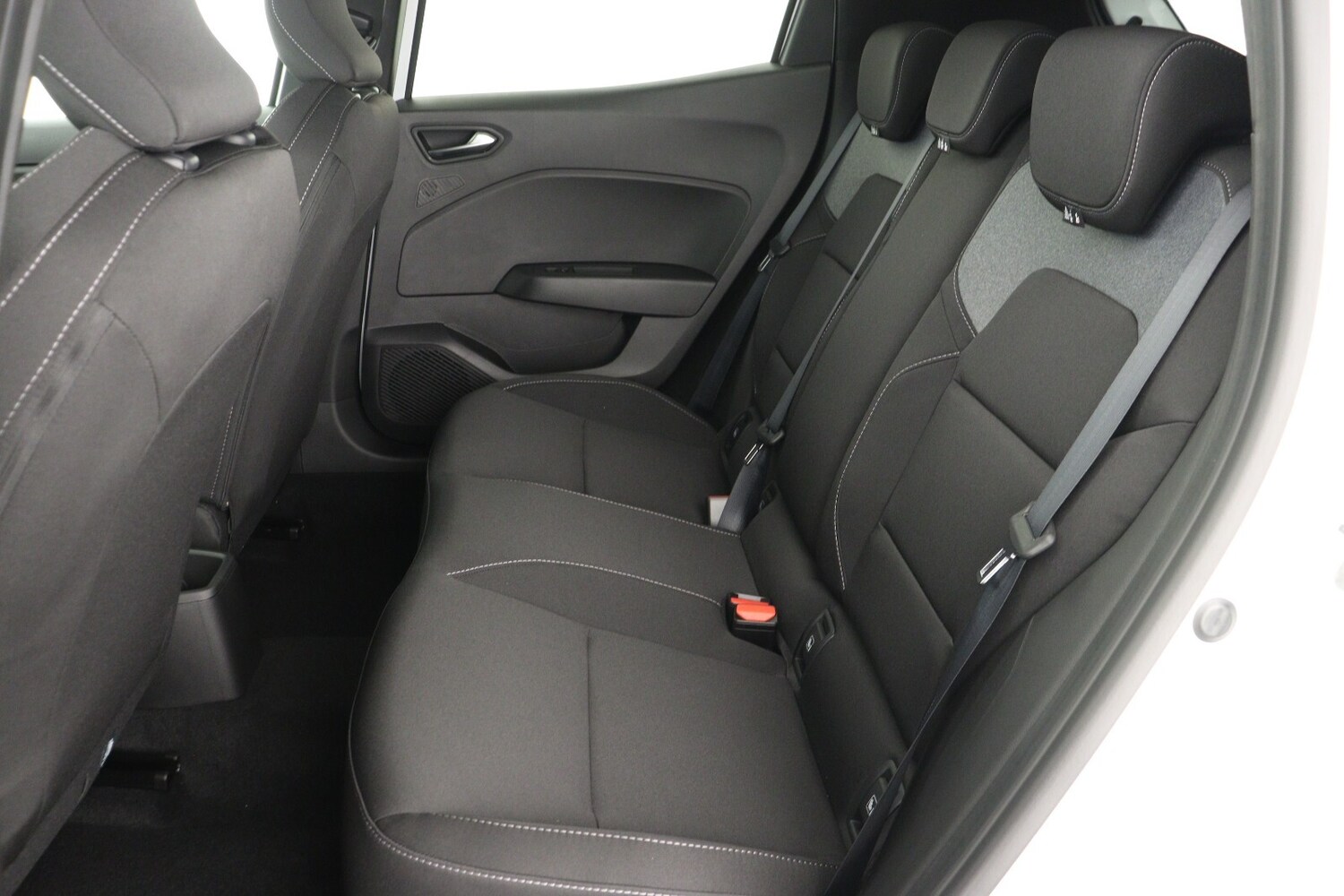 Used Renault Clio 2026 for sale - 77084903: Photo 12