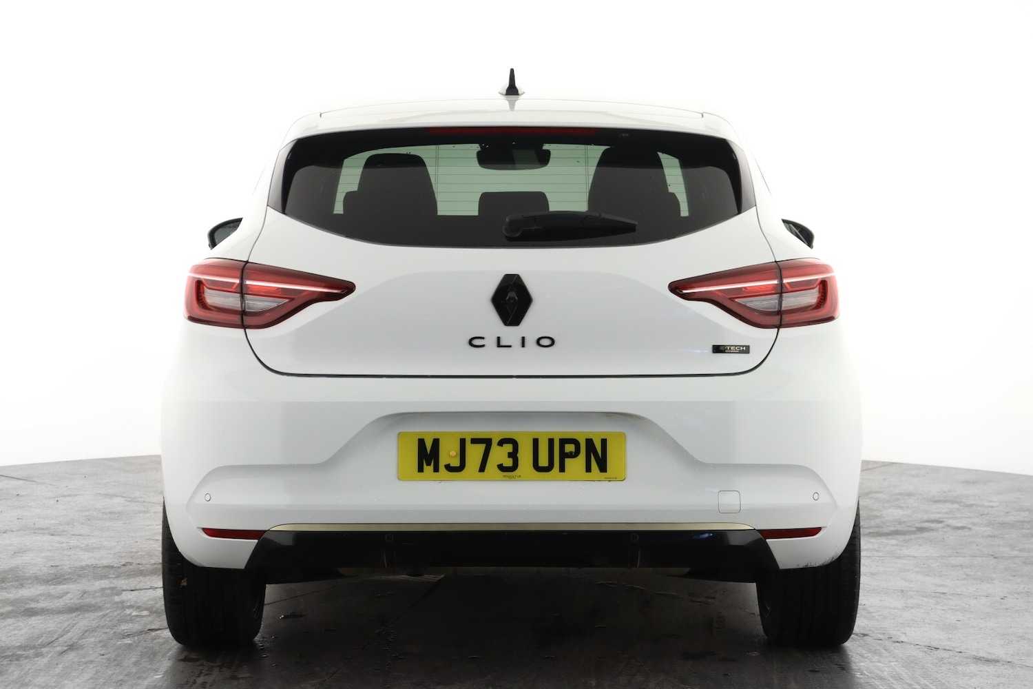 Used Renault Clio 2023 for sale - 77619126: Photo 2
