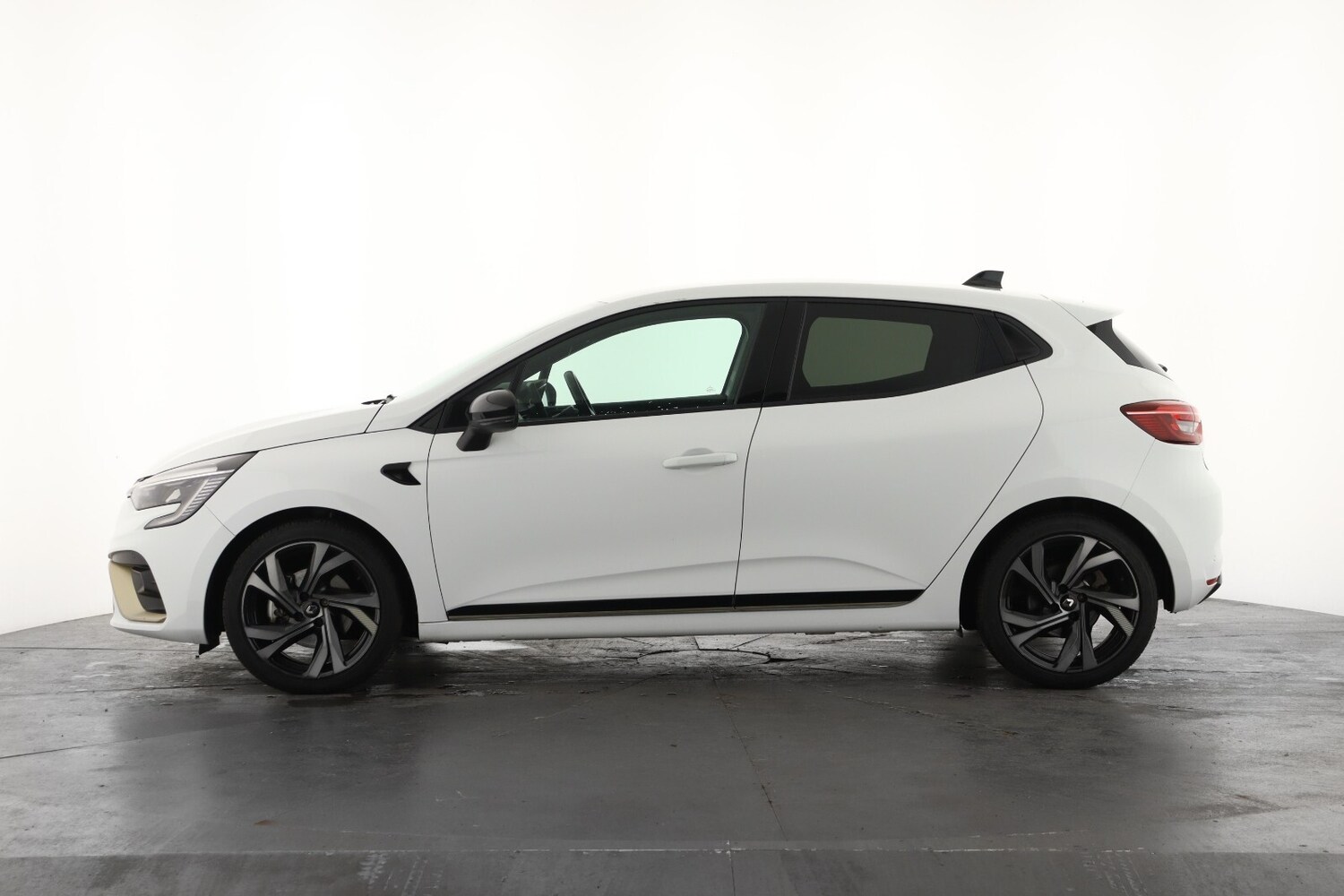 Used Renault Clio 2023 for sale - 77619126: Photo 8