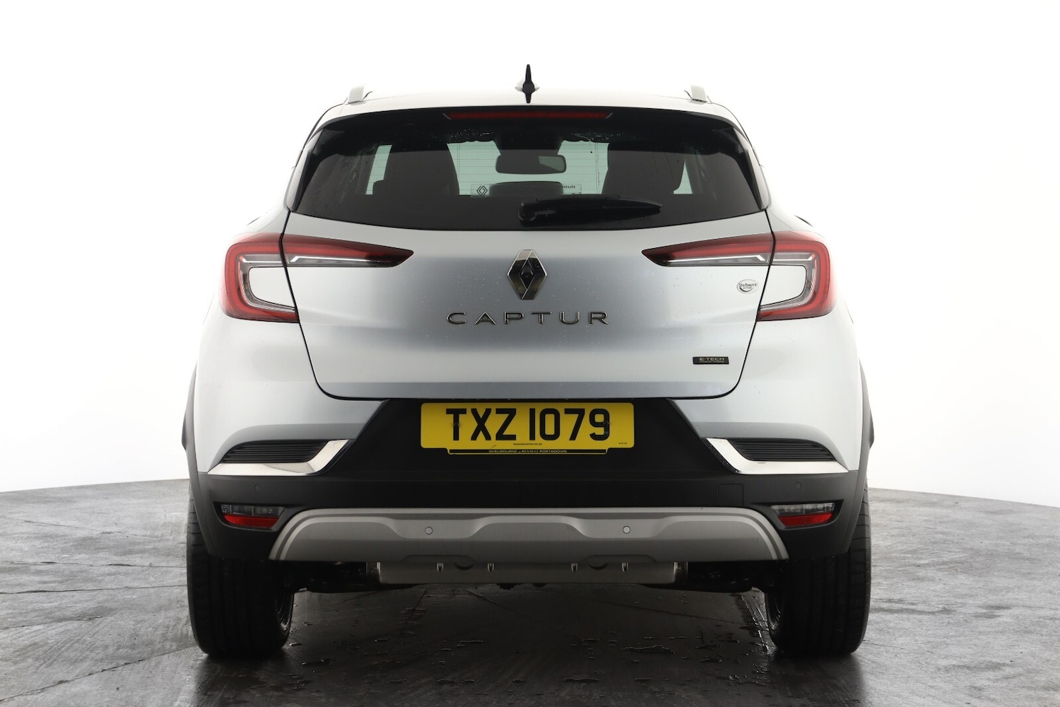 Used Renault Captur 2023 for sale - 77592118: Photo 2