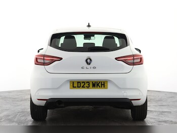 Used Renault Clio 2023 for sale - 77917991: Photo