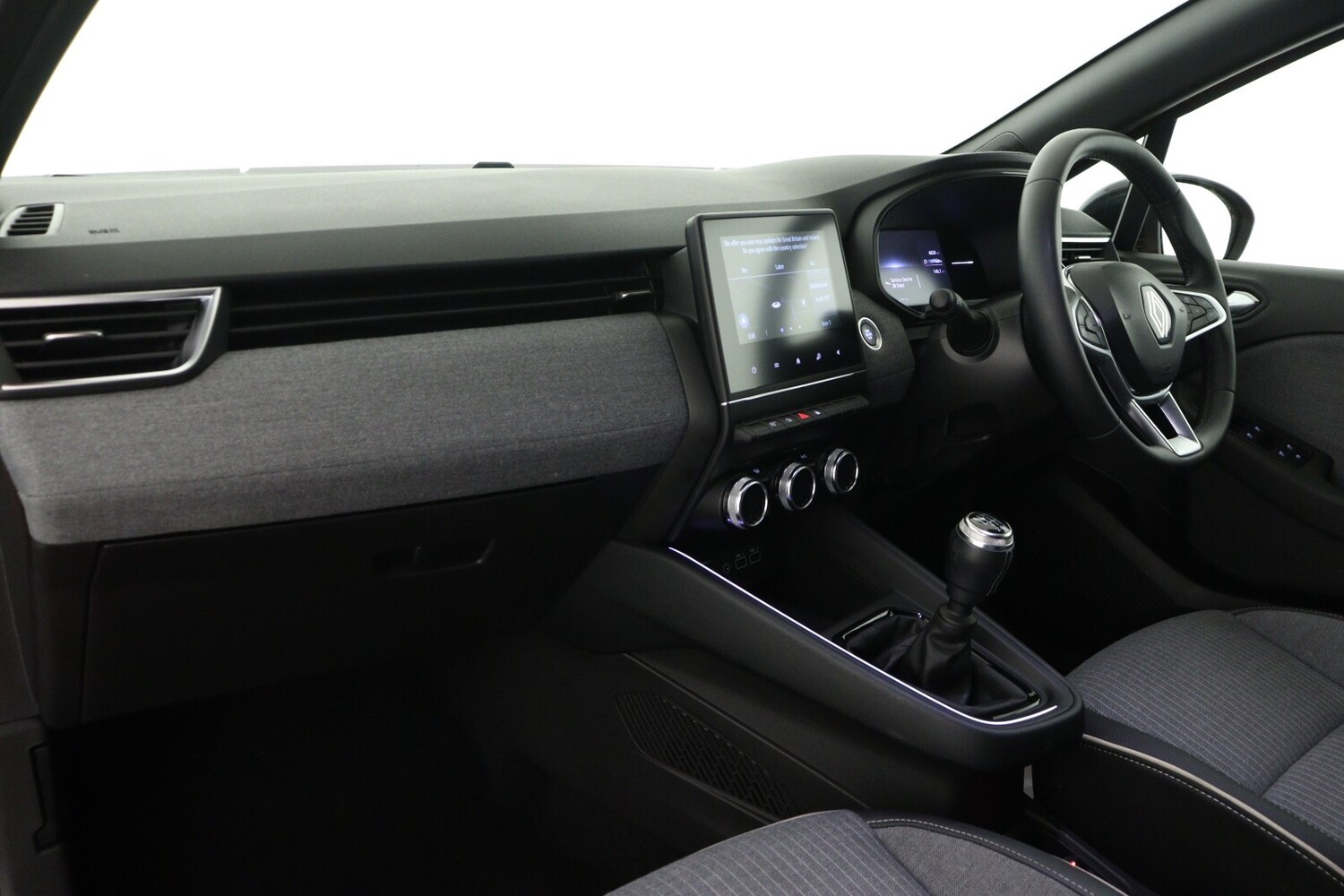 Used Renault Clio 2024 for sale - 77373081: Photo 11