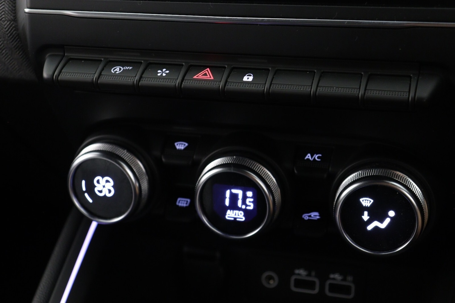 Used Renault Clio 2024 for sale - 77373081: Photo 19