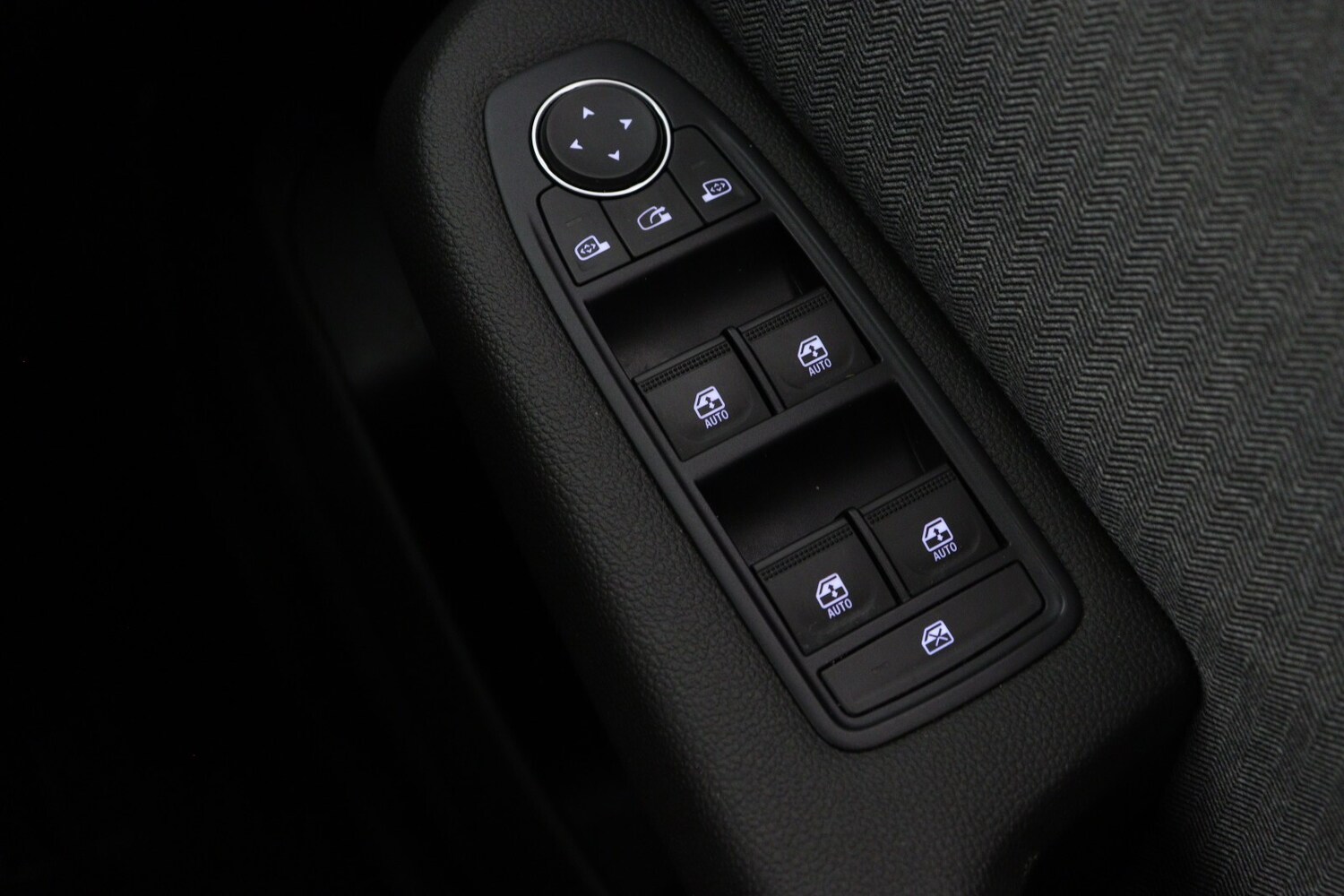 Used Renault Clio 2024 for sale - 77373081: Photo 25