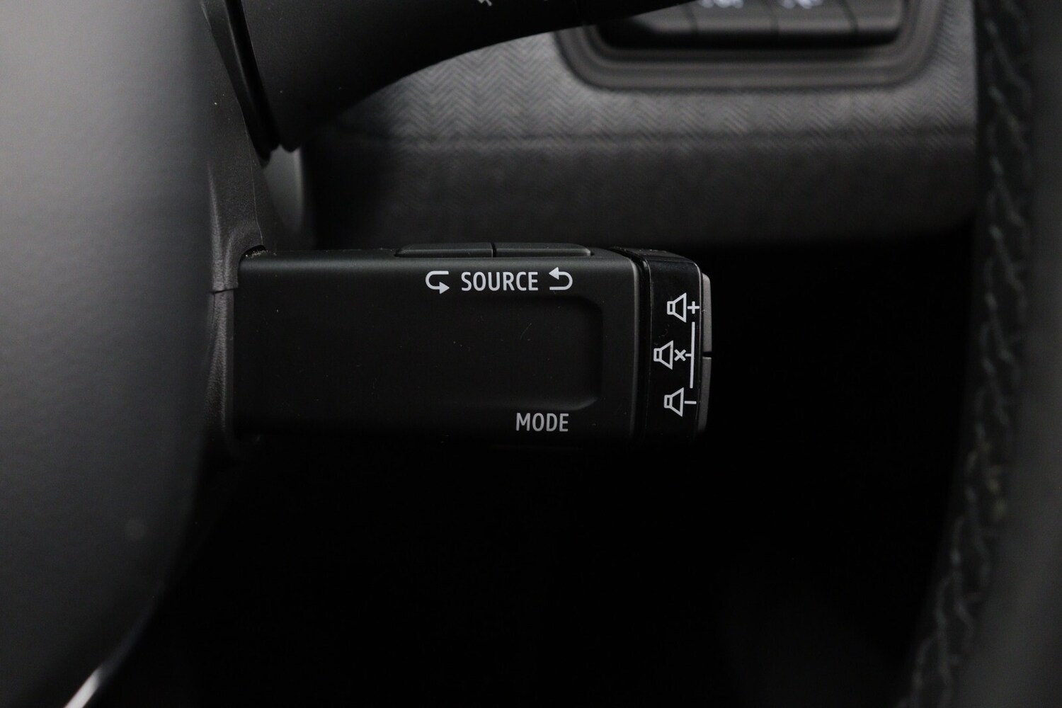 Used Renault Clio 2024 for sale - 77373081: Photo 26