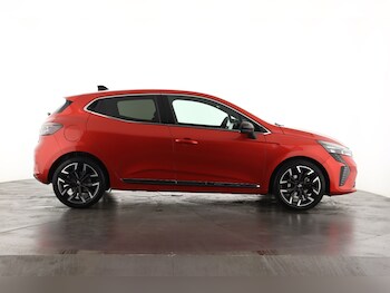 Used Renault Clio 2024 for sale - 77373081: Photo