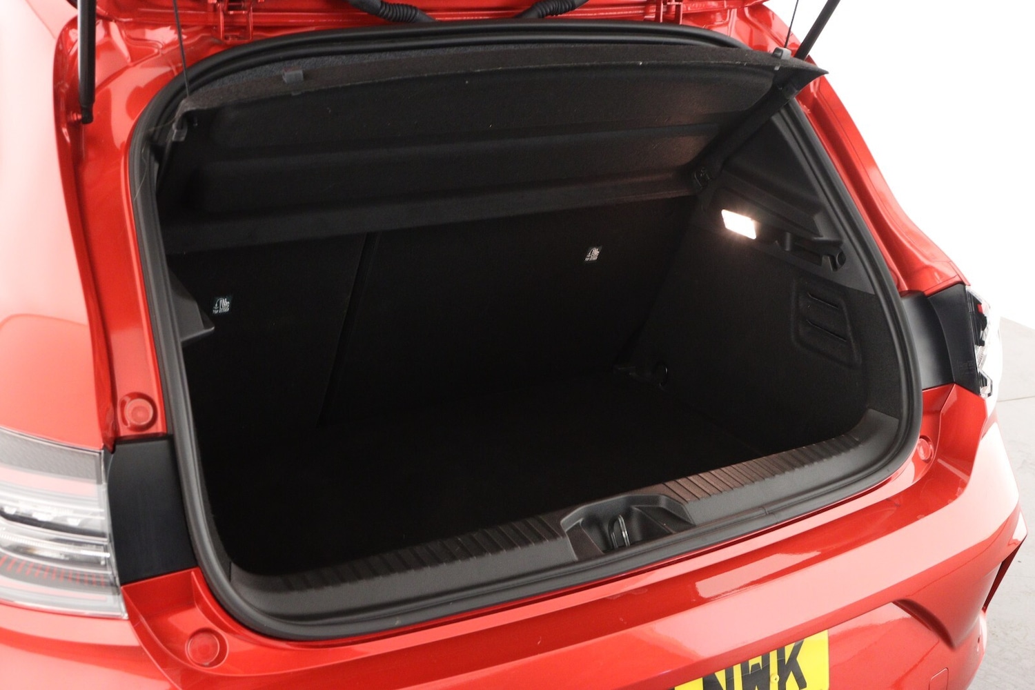 Used Renault Clio 2024 for sale - 77373081: Photo 9