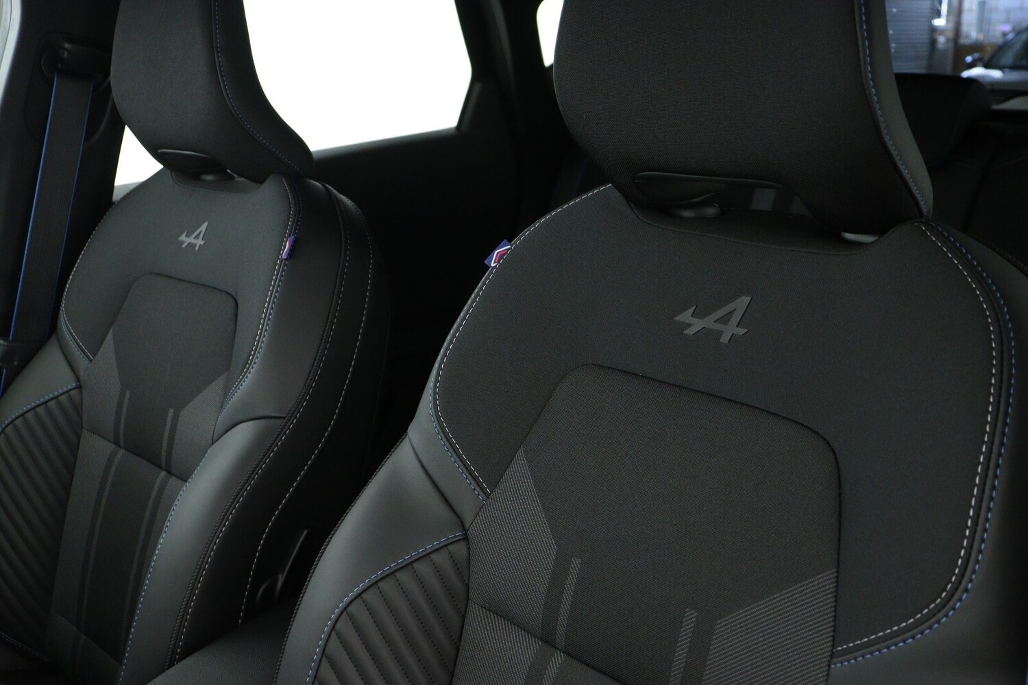 Used Renault Captur 2026 for sale - 77084846: Photo 12