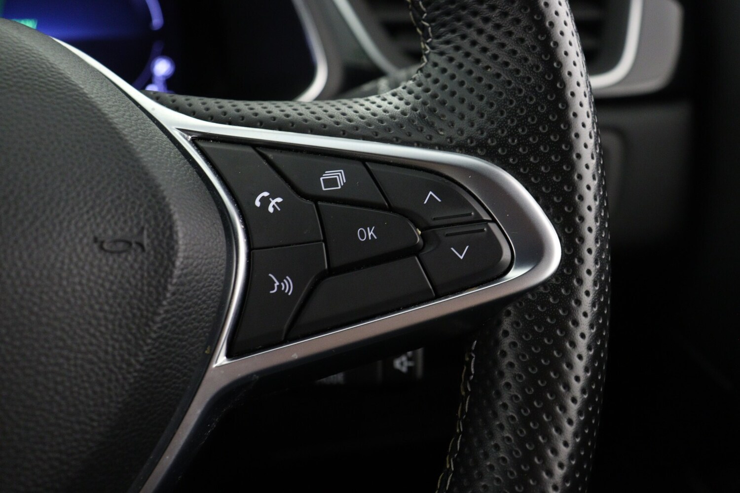 Used Renault Captur 2023 for sale - 77232287: Photo 23