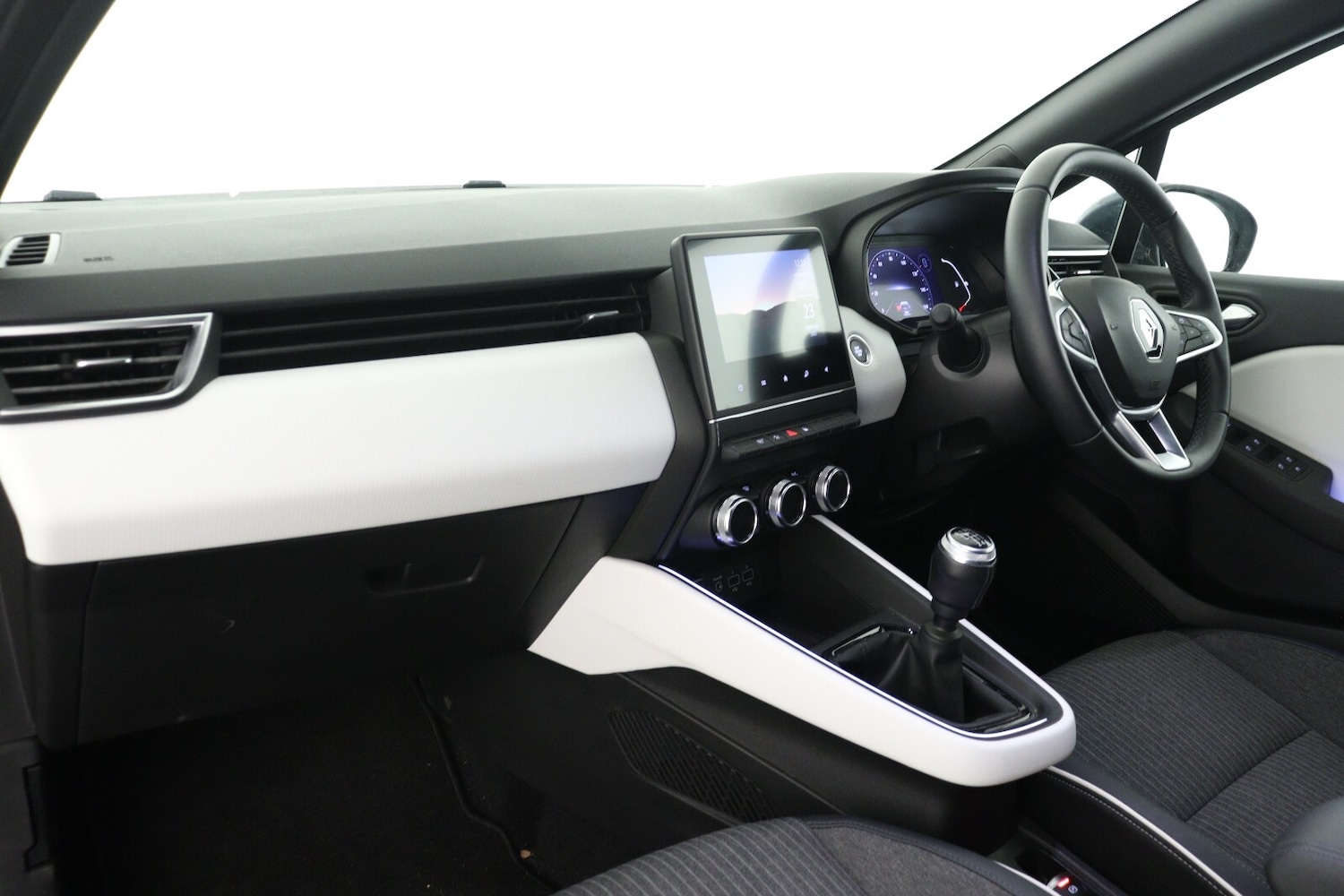 Used Renault Clio 2021 for sale - 76870758: Photo 12