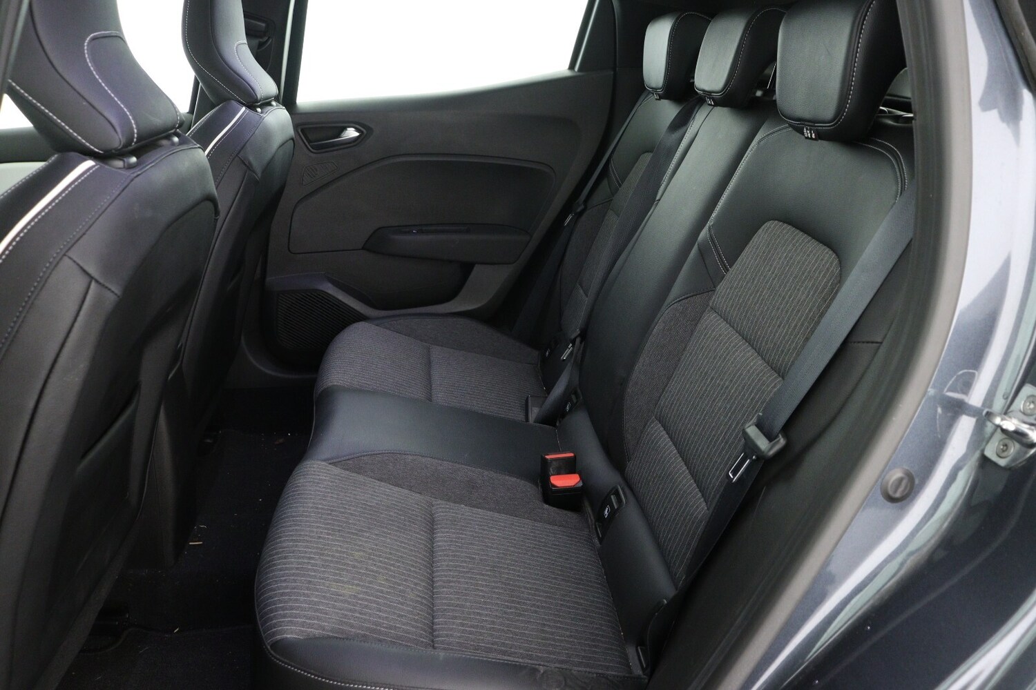 Used Renault Clio 2021 for sale - 76870758: Photo 13