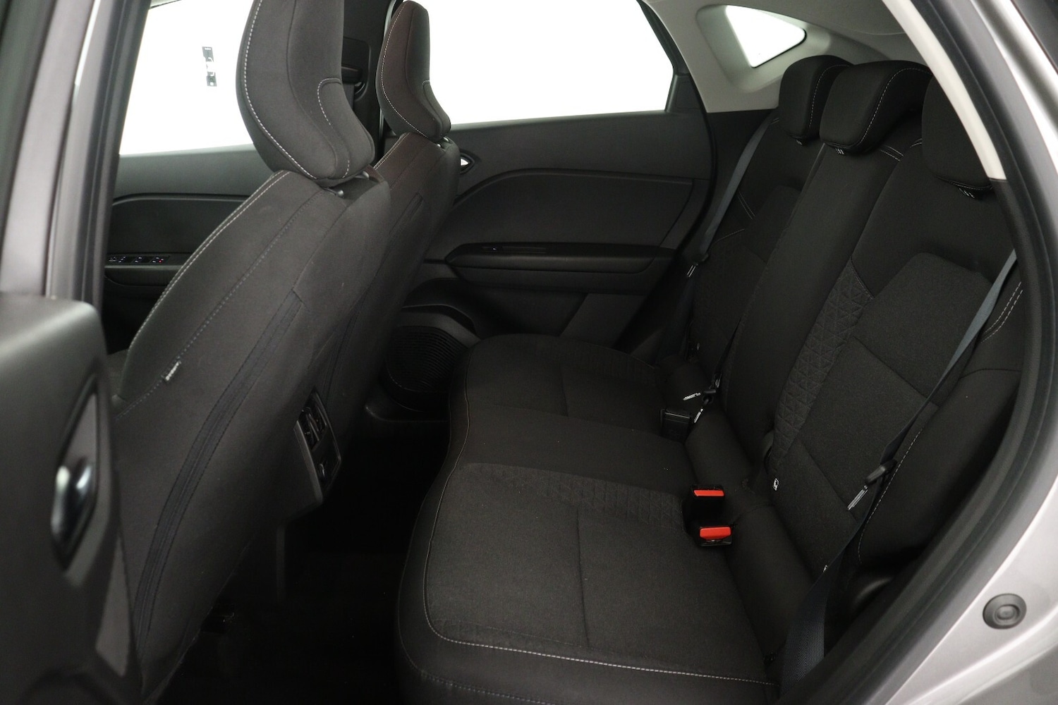 Used Renault Captur 2024 for sale - 76894582: Photo 12