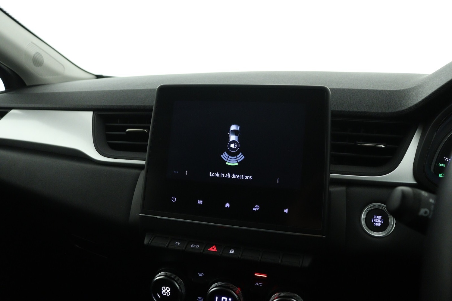 Used Renault Captur 2024 for sale - 76894582: Photo 18