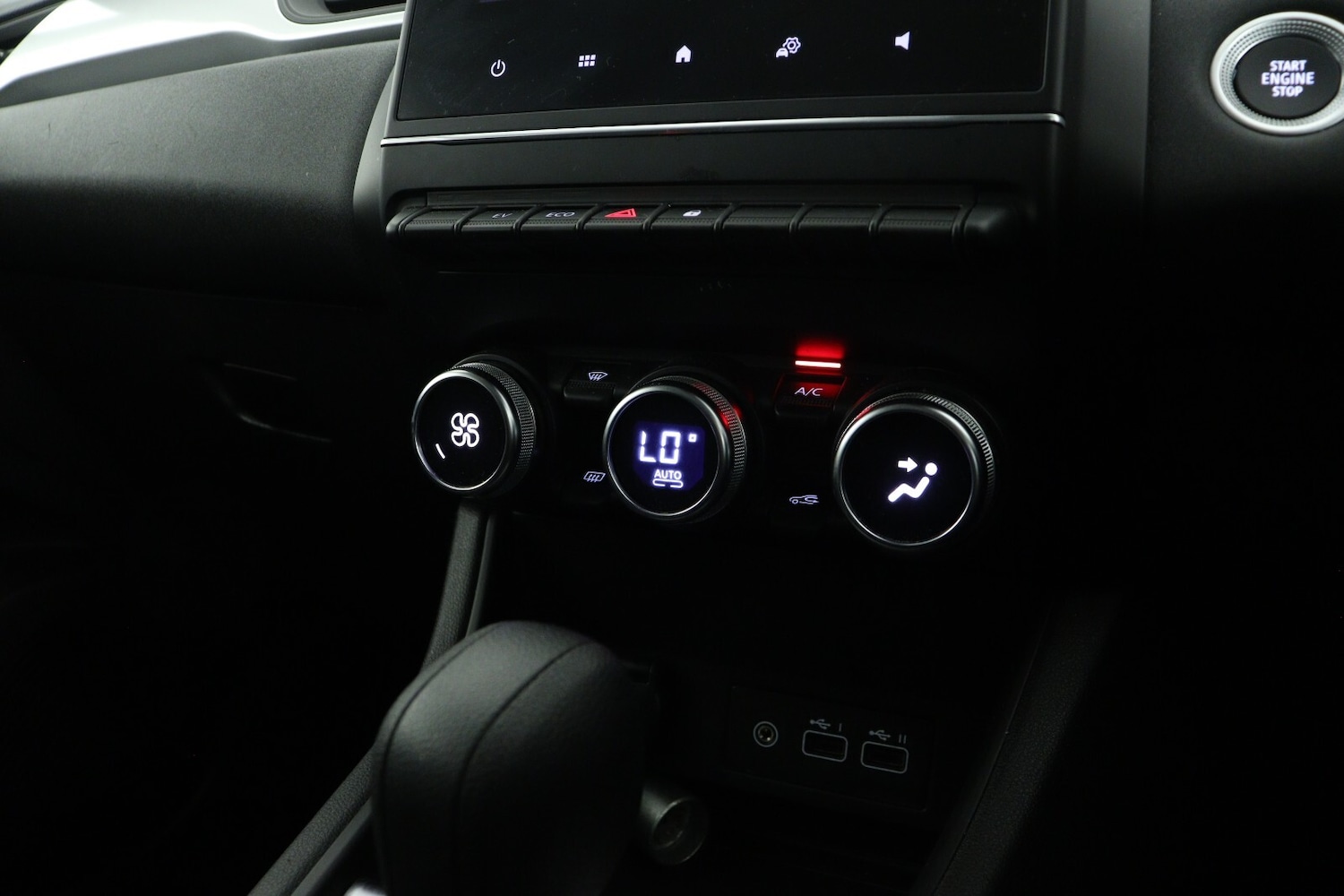 Used Renault Captur 2024 for sale - 76894582: Photo 19