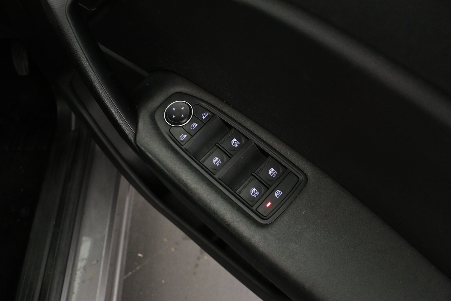 Used Renault Captur 2024 for sale - 76894582: Photo 22