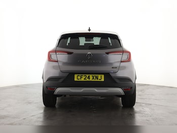 Used Renault Captur 2024 for sale - 76894582: Photo