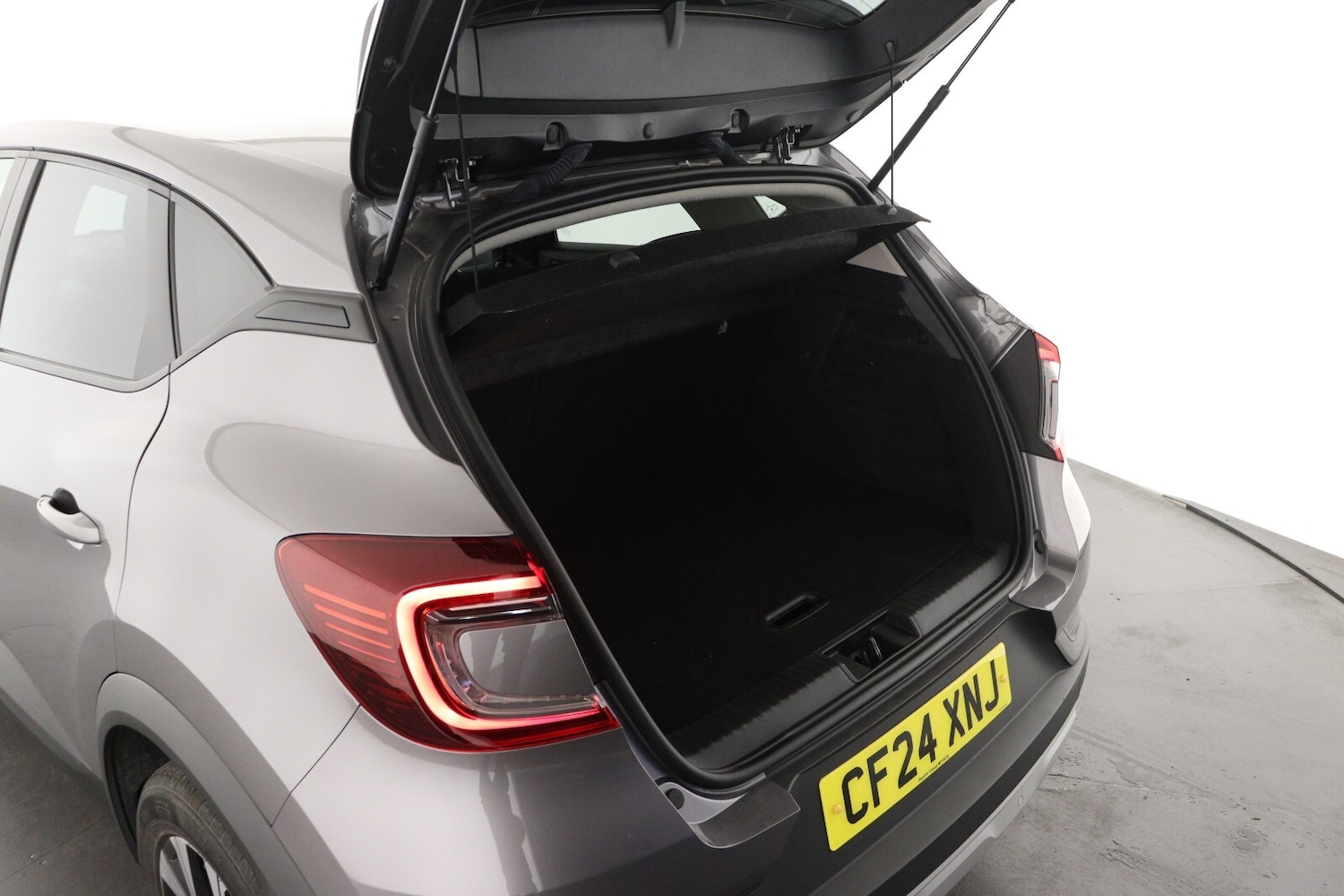 Used Renault Captur 2024 for sale - 76894582: Photo 9