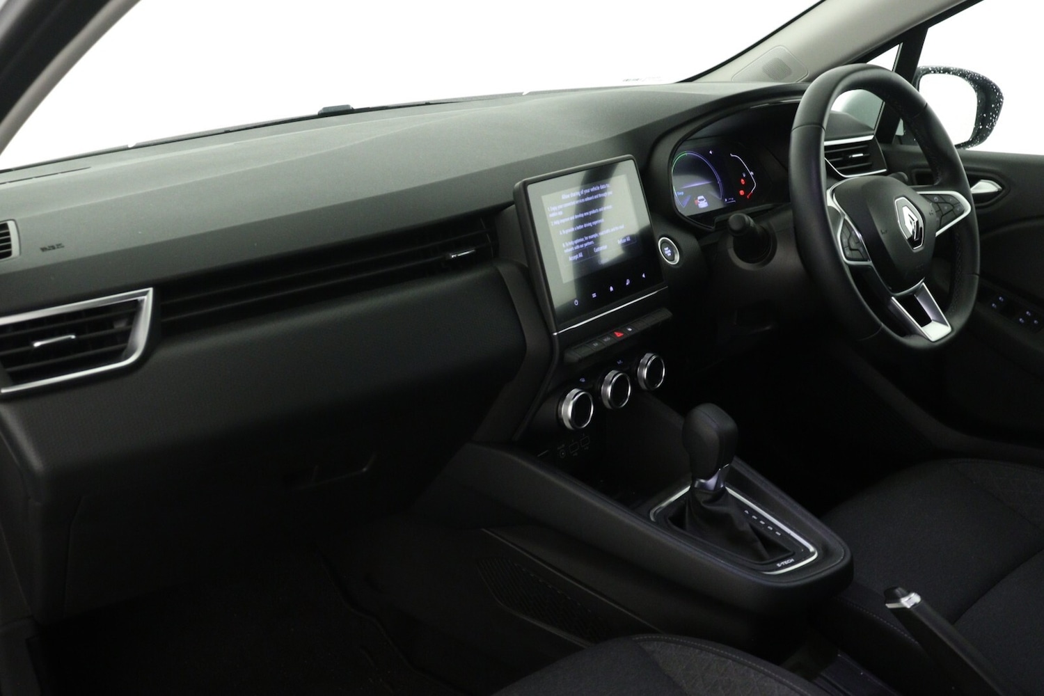 Used Renault Clio 2021 for sale - 76872881: Photo 11