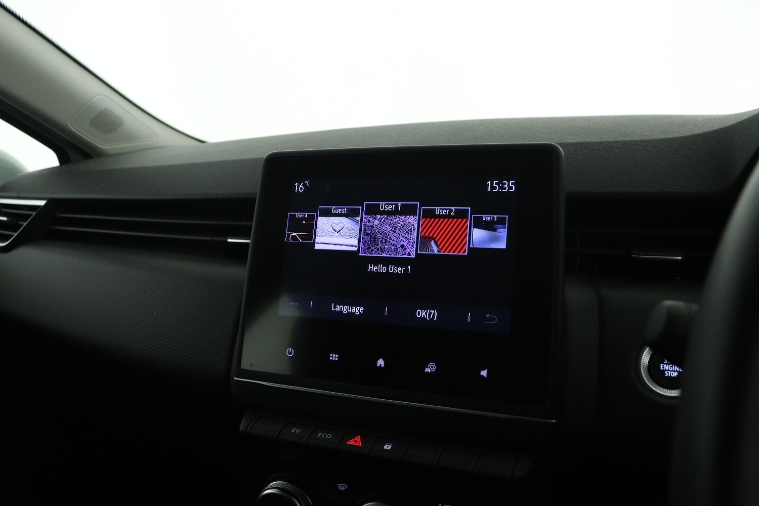 Used Renault Clio 2021 for sale - 76872881: Photo 16